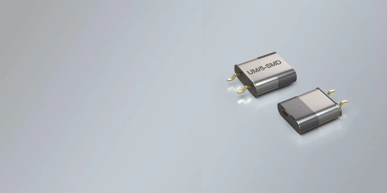 SMD QUARZ UM5/CLIP 6,00 - 200,0 MHz SMD QUARZ UM5/CLIP 6,00 - 200,0 MHz